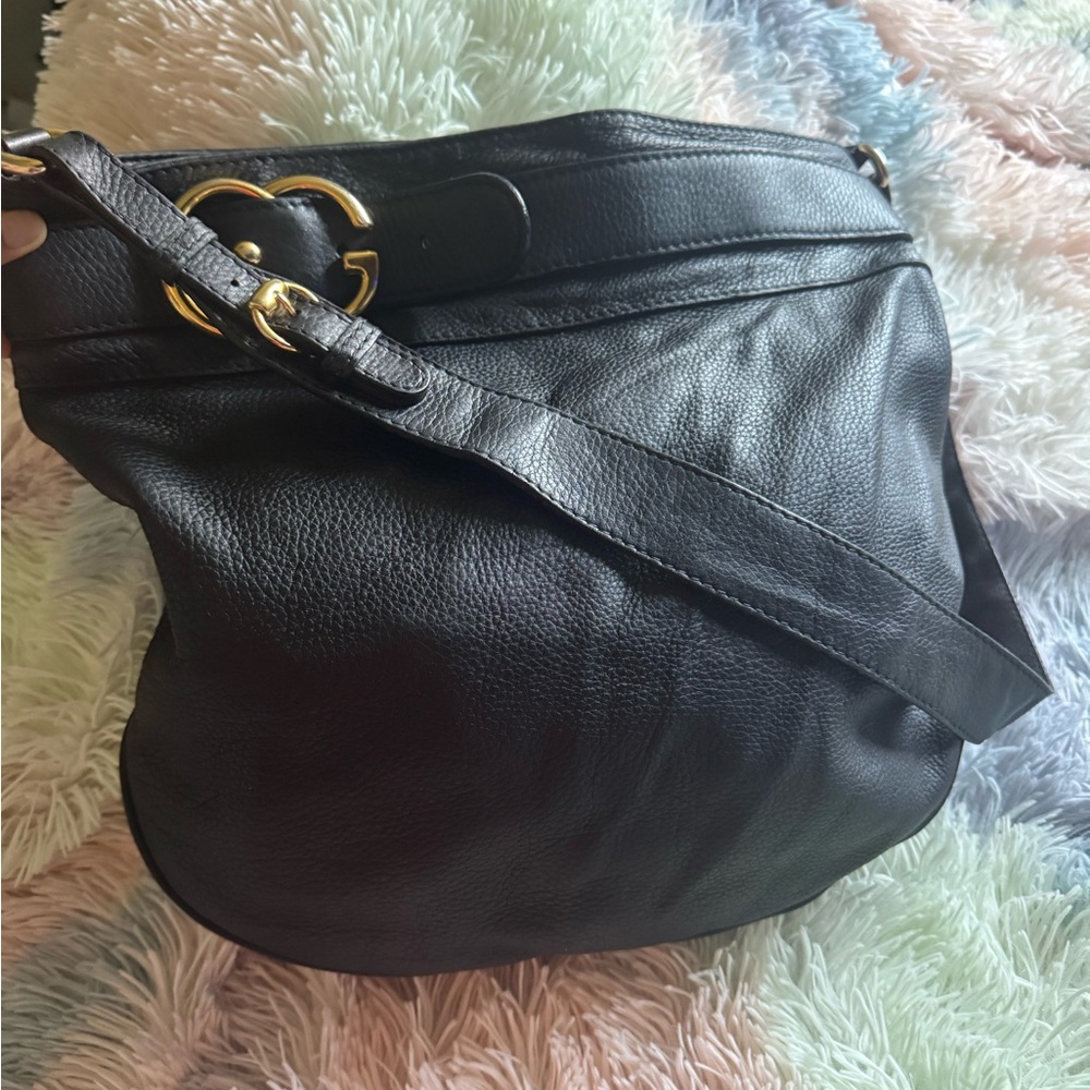 Black Gucci Leather Shoulder Bag